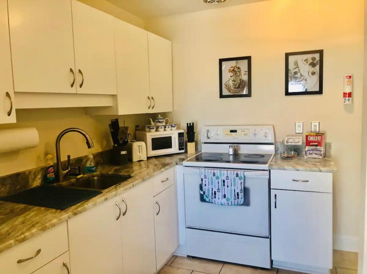 Cozy Home With One Bedroom Cape Coral Ngoại thất bức ảnh